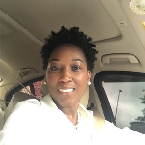 Meet your Posher, Kay